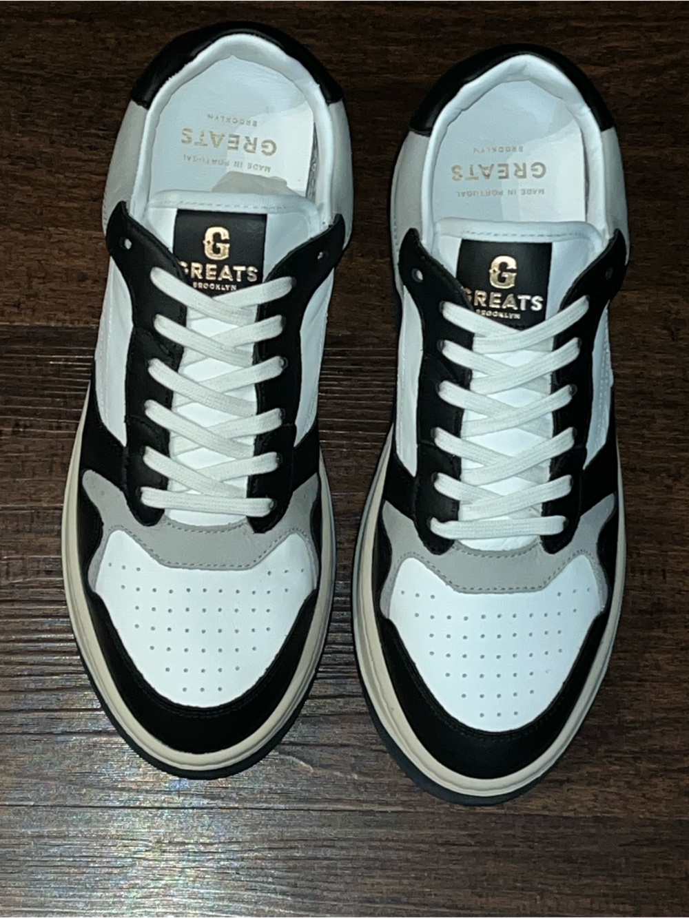 GREATS Sneakers Black White Gray with Pink Extra Laces